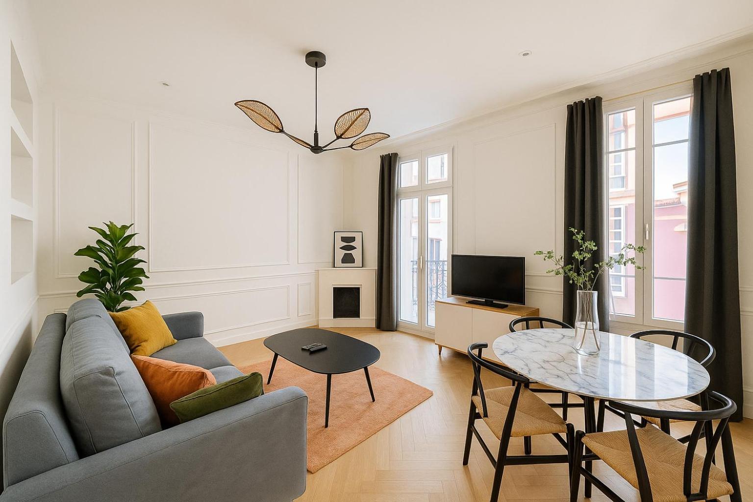Newly Renovated Apartment With Balcony, Ac, Fiber Internet Monte Carlo Ngoại thất bức ảnh