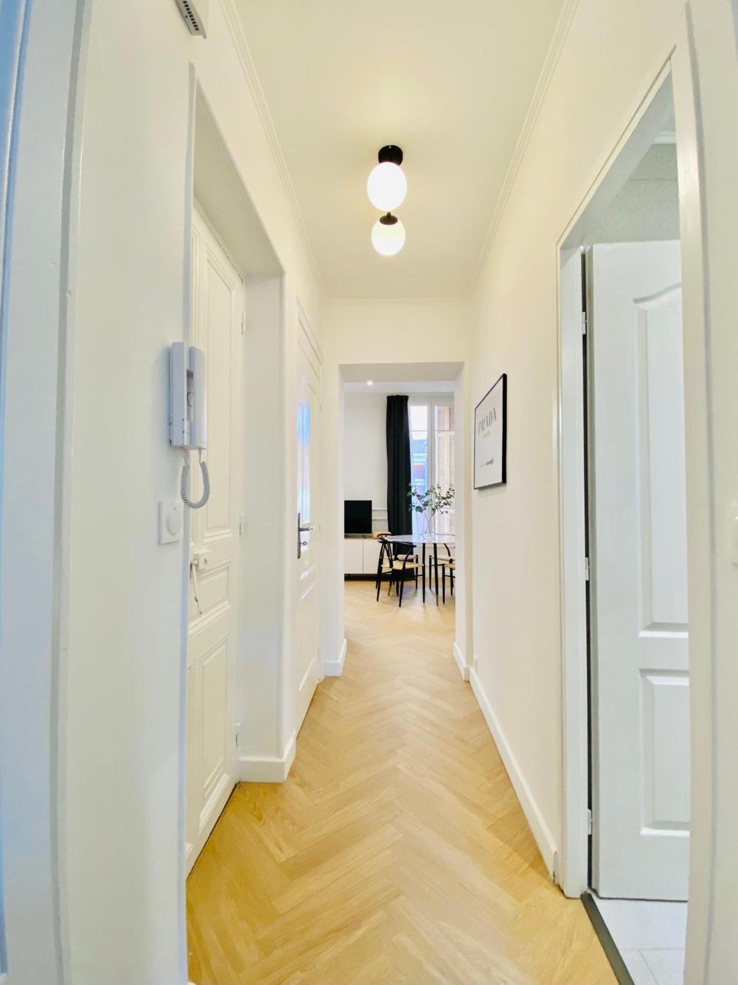 Newly Renovated Apartment With Balcony, Ac, Fiber Internet Monte Carlo Ngoại thất bức ảnh